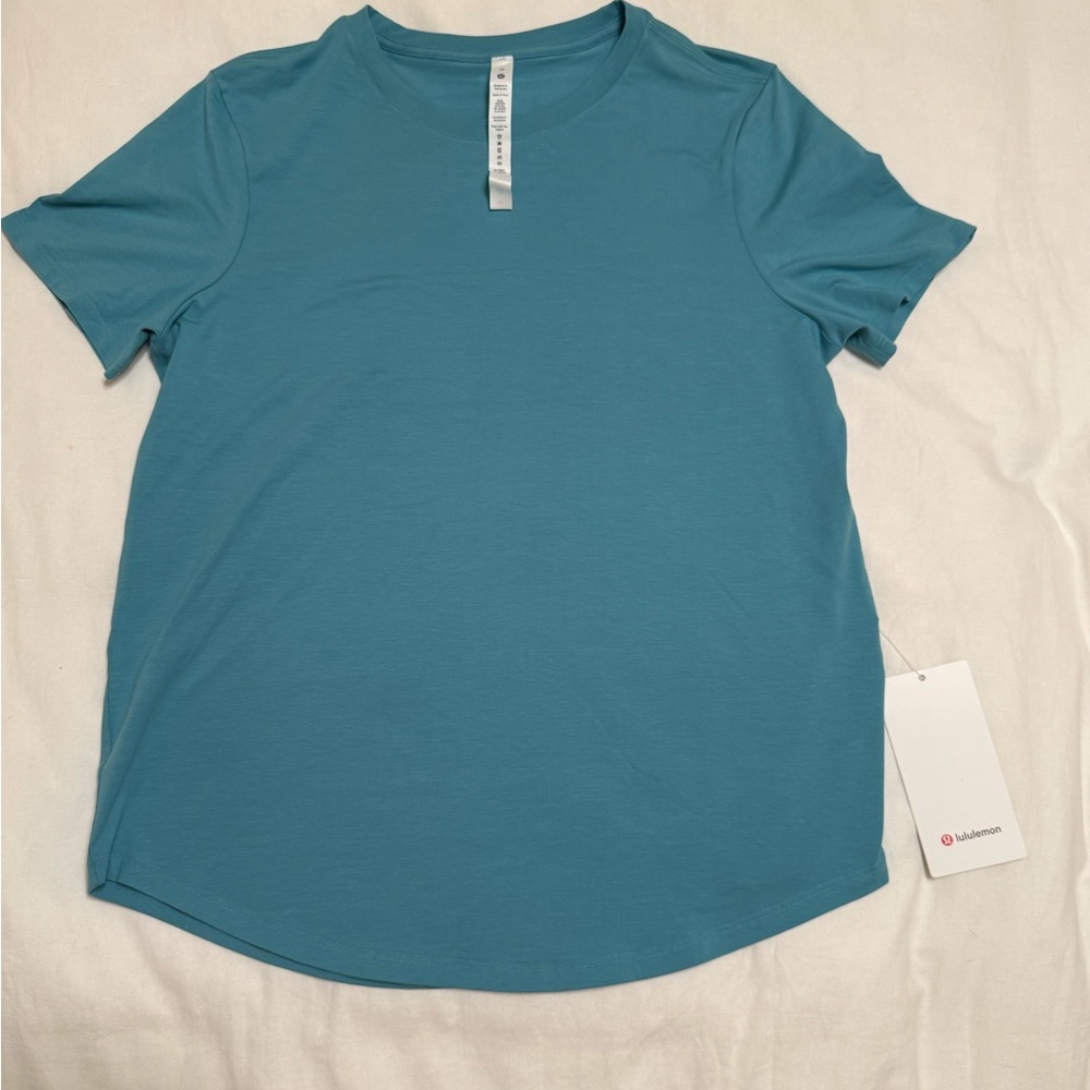 Lululemon Women’s Love Crew Tee